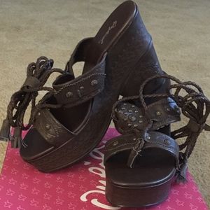 Lace up sandals